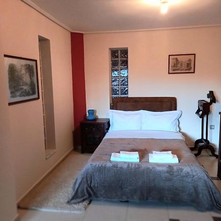 Ταξιδιώτες Travellers Apartment Megalopolis Exterior foto